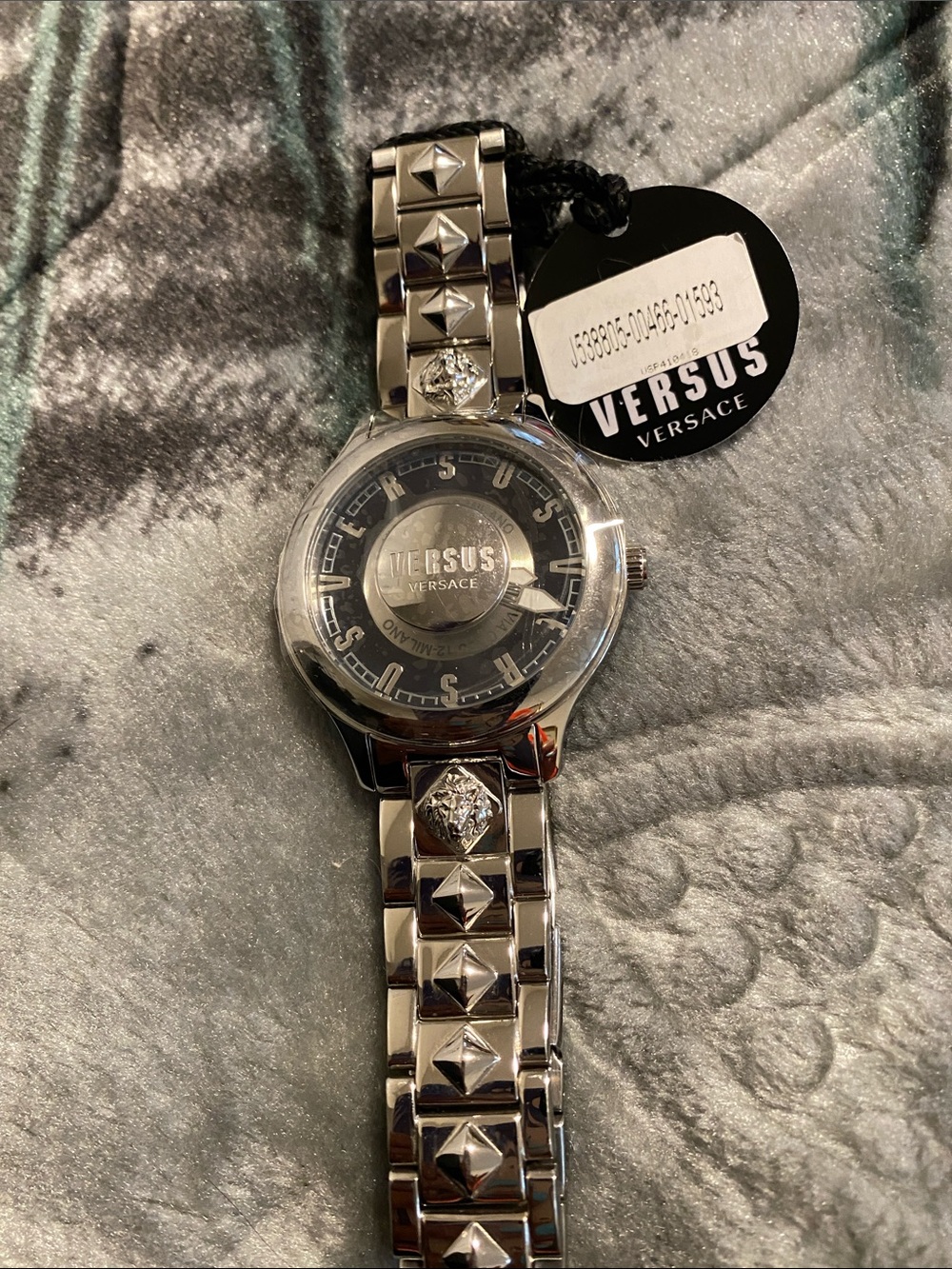 Versus Versace woman’s Silver stainless steel NWT Stud-Detail Bracelet Watch